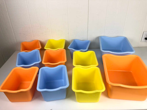 used BUNDLE Plastic Storage Bins