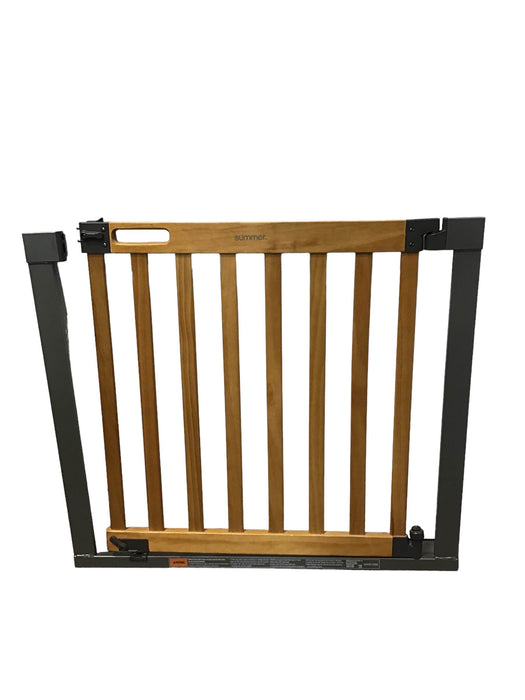 used Summer Infant West End Safety Gate