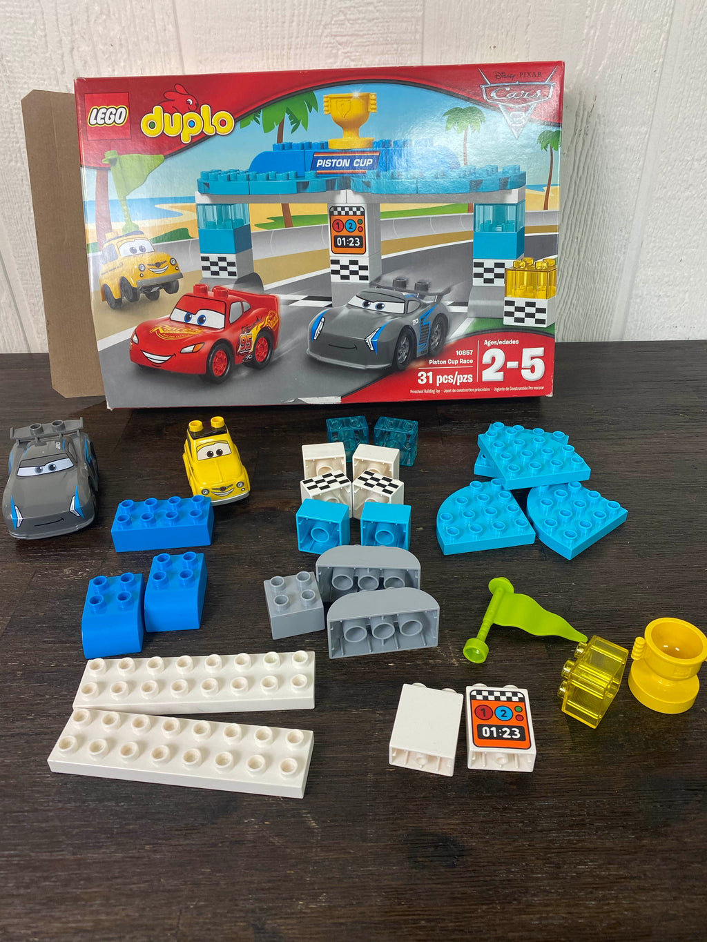 Lego Duplo Cars Piston Cup Race