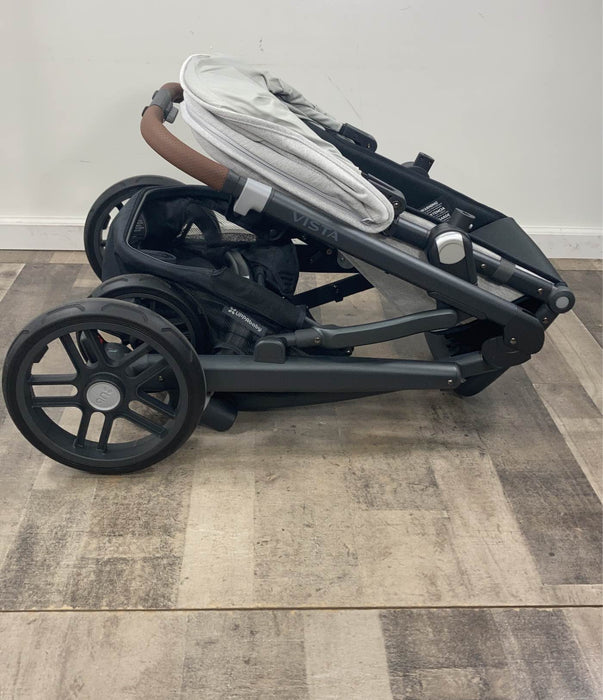 secondhand UPPAbaby VISTA V2 Stroller, 2022, Anthony (White & Grey Chenille)