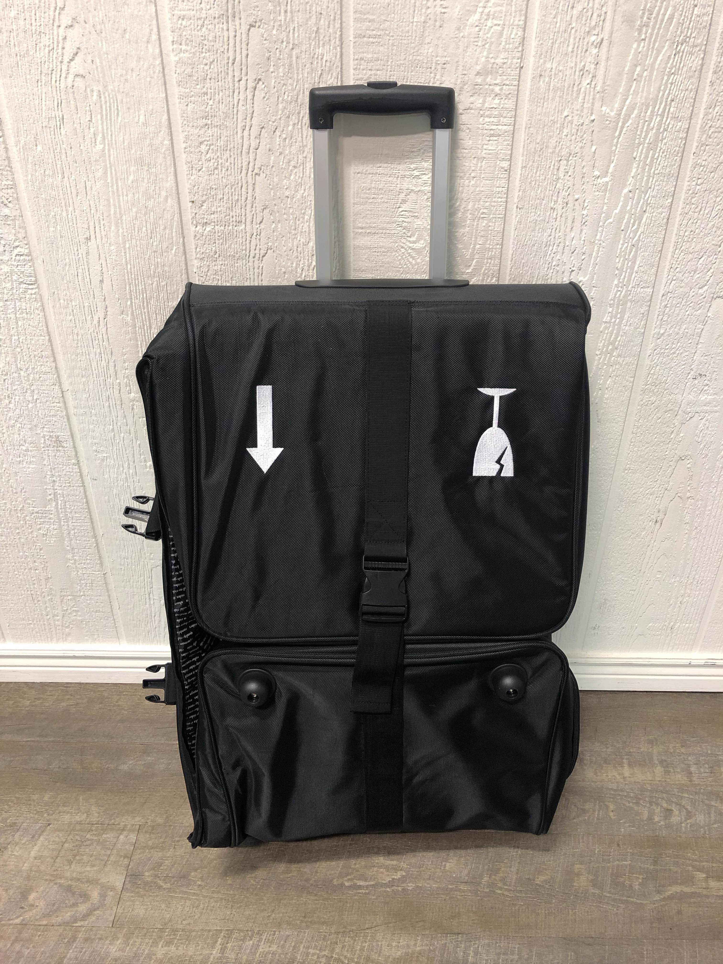 Clek travel outlet bag