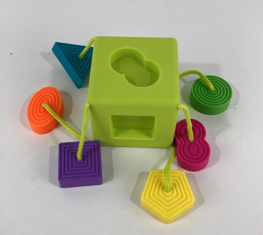 used Fat Brain Toys Oombee Cube