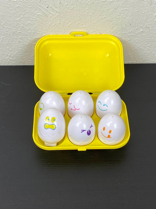 secondhand TOMY Hide And Squeak Eggs