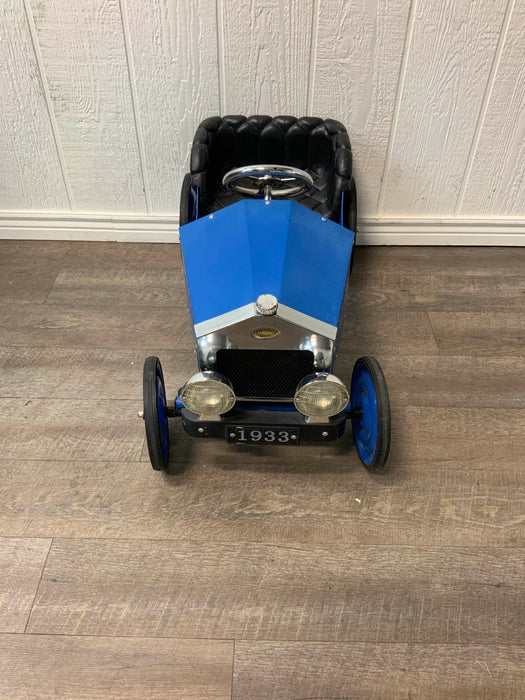 secondhand Dexton Voiture Classic Pedal Riding Toy