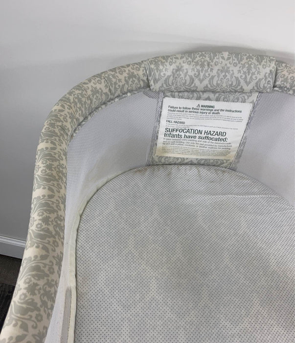 used Halo BassiNest Swivel Sleeper, Premiere Series