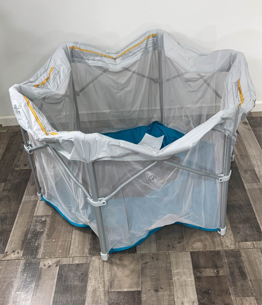 Graco Pack 'n Play Lite Traveler