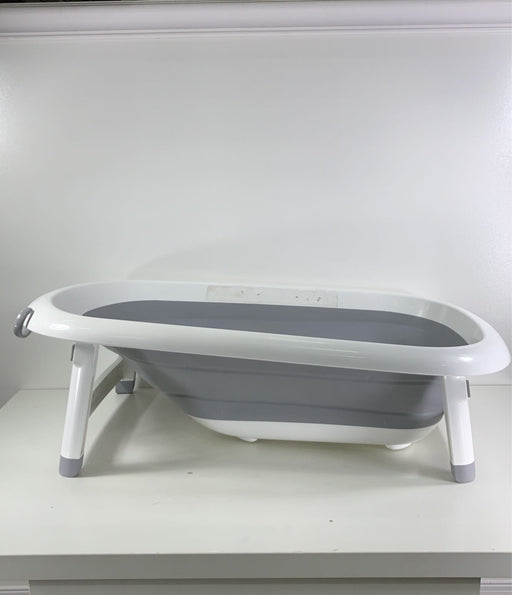 secondhand OXO Tot Splash & Store Baby Bathtub