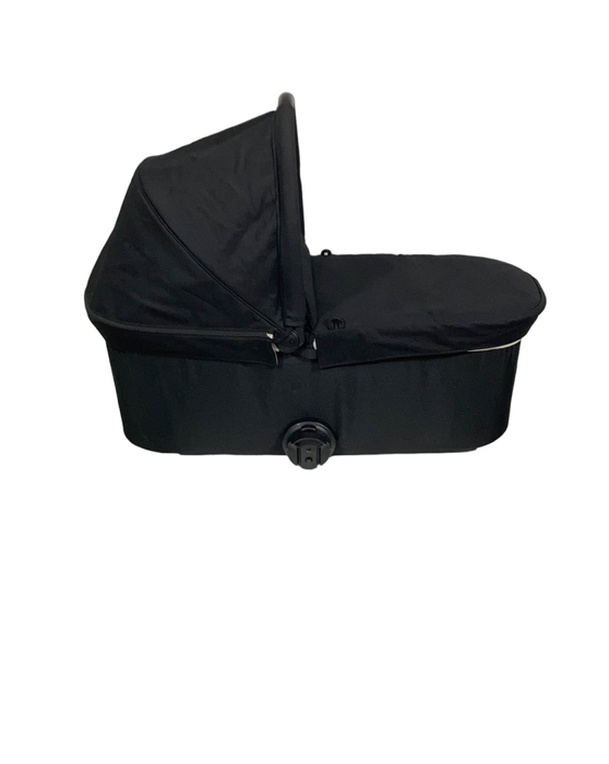 Shop Baby Jogger Deluxe Pram at GoodBuy Gear
