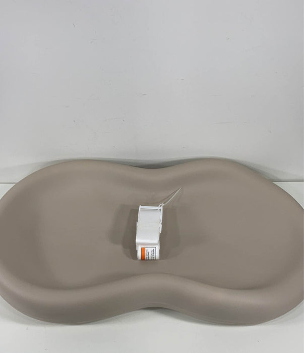 Shop Keekaroo Peanut Changing Pad, Vanilla at GoodBuy Gear