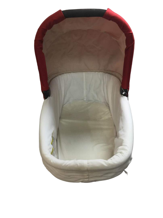 secondhand Britax B-Ready Bassinet