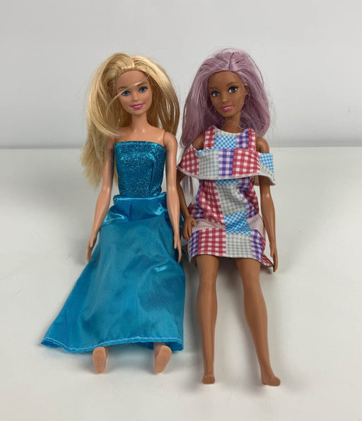 used BUNDLE Barbies