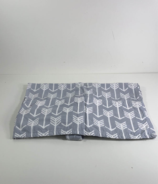 secondhand Kids N’ Such Nursing Cover With Sewn In Burp Cloth