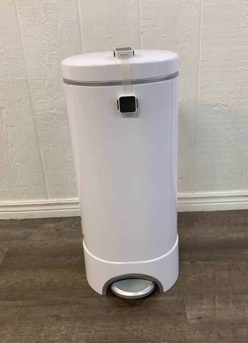 used Munchkin Step Diaper Pail, with child safety lock