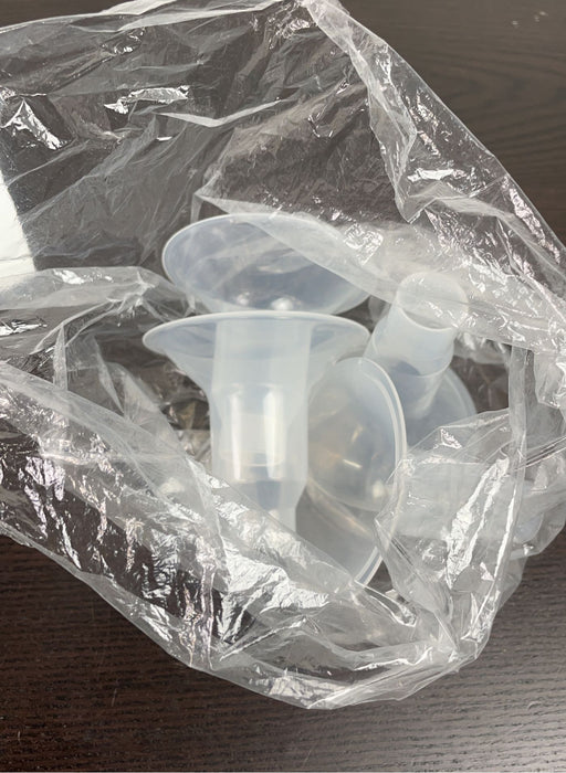 Shop Medela Pump In Style Advanced Breast Pump With Hand Pump and Pumping Bra at GoodBuy Gear