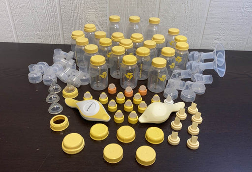 used BUNDLE Medela Bottles