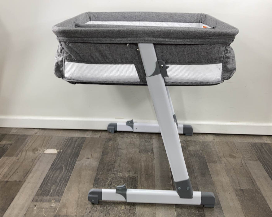 Shop Simmons Kids By The Bed City Sleeper Bassinet For Twins at GoodBuy Gear