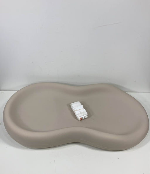 secondhand Keekaroo Peanut Changing Pad, Vanilla