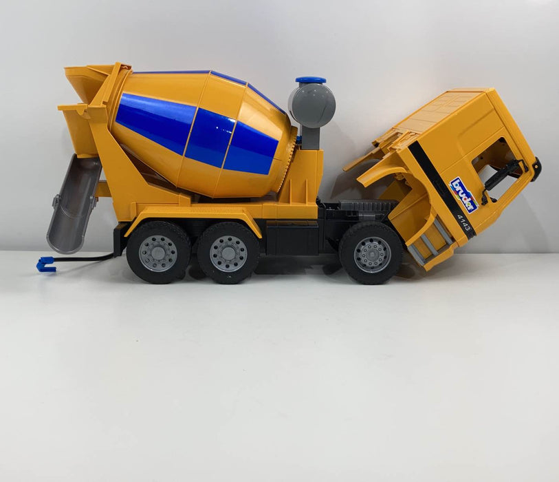 secondhand Pretend Play