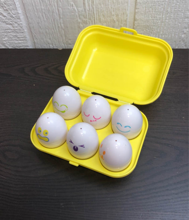 secondhand TOMY Hide And Squeak Eggs