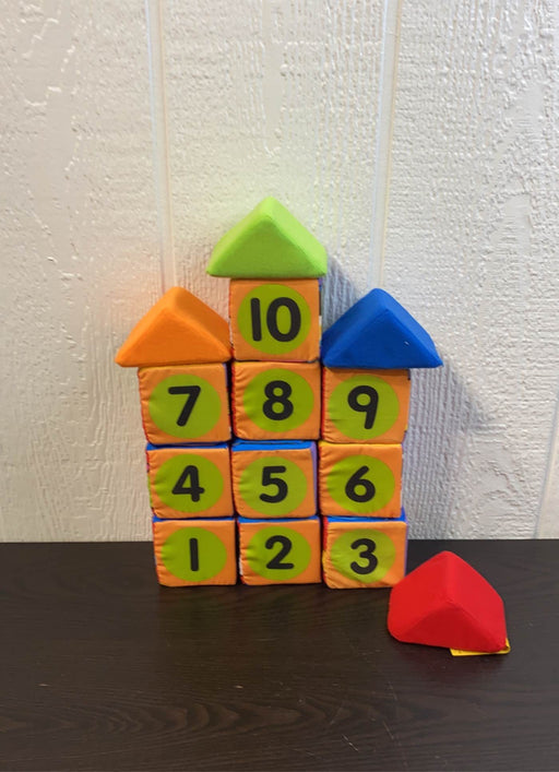 used Melissa & Doug K’s Kids Match & Build Soft Blocks