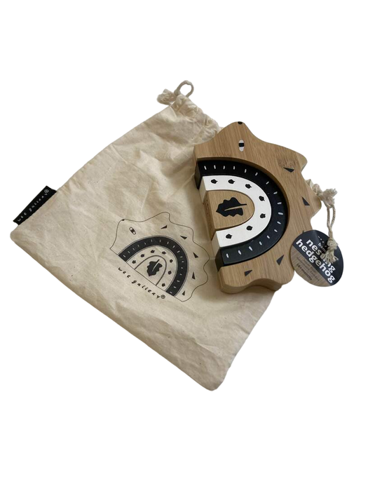 secondhand Wee Gallery Bamboo Nesting Hedgehog