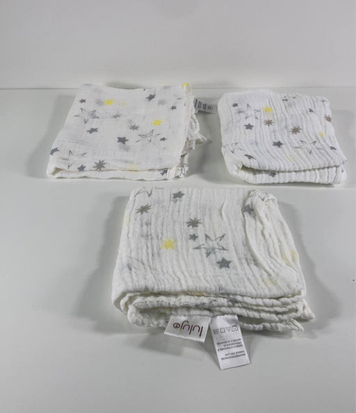 used Lulujo Muslin Swaddle Blankets, 3 Pack