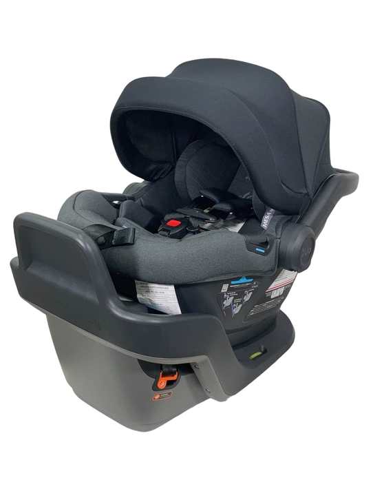 used UPPAbaby MESA MAX Infant Car Seat and Base, 2022, DualTech Jake Charcoal