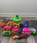 Shop BUNDLE Little People With Extras at GoodBuy Gear