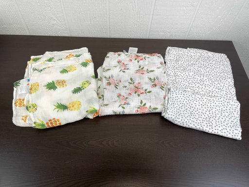 used Little Unicorn Cotton Muslin Swaddles 3-Pack