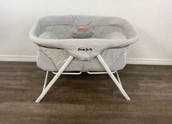 used Dream On Me Traveler Portable Bassinet