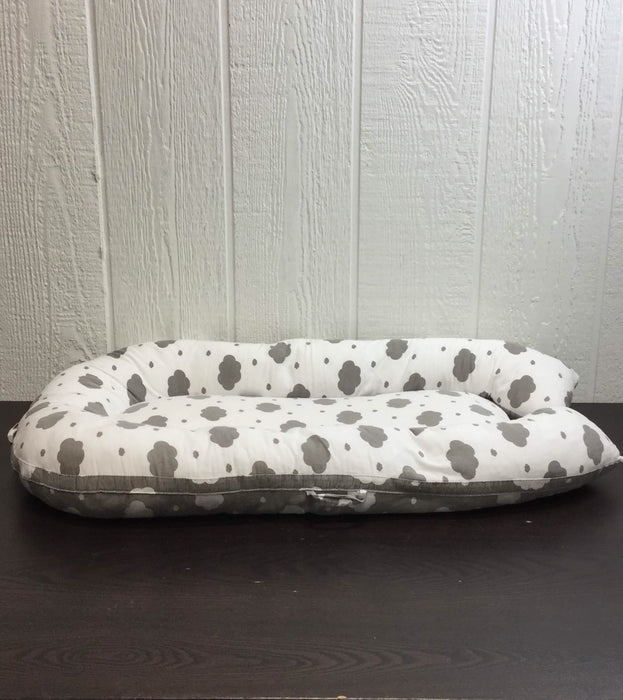 used Newborn Lounger