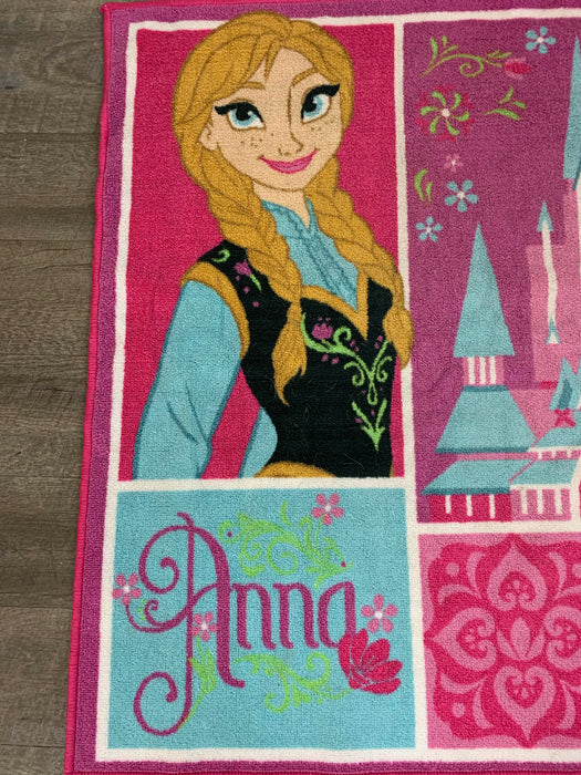 secondhand Disney’s Pixar Frozen Blanket