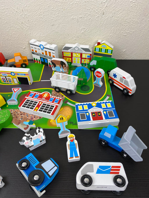 secondhand Melissa & Doug Deluxe Wooden Town & Vehicle Play Set