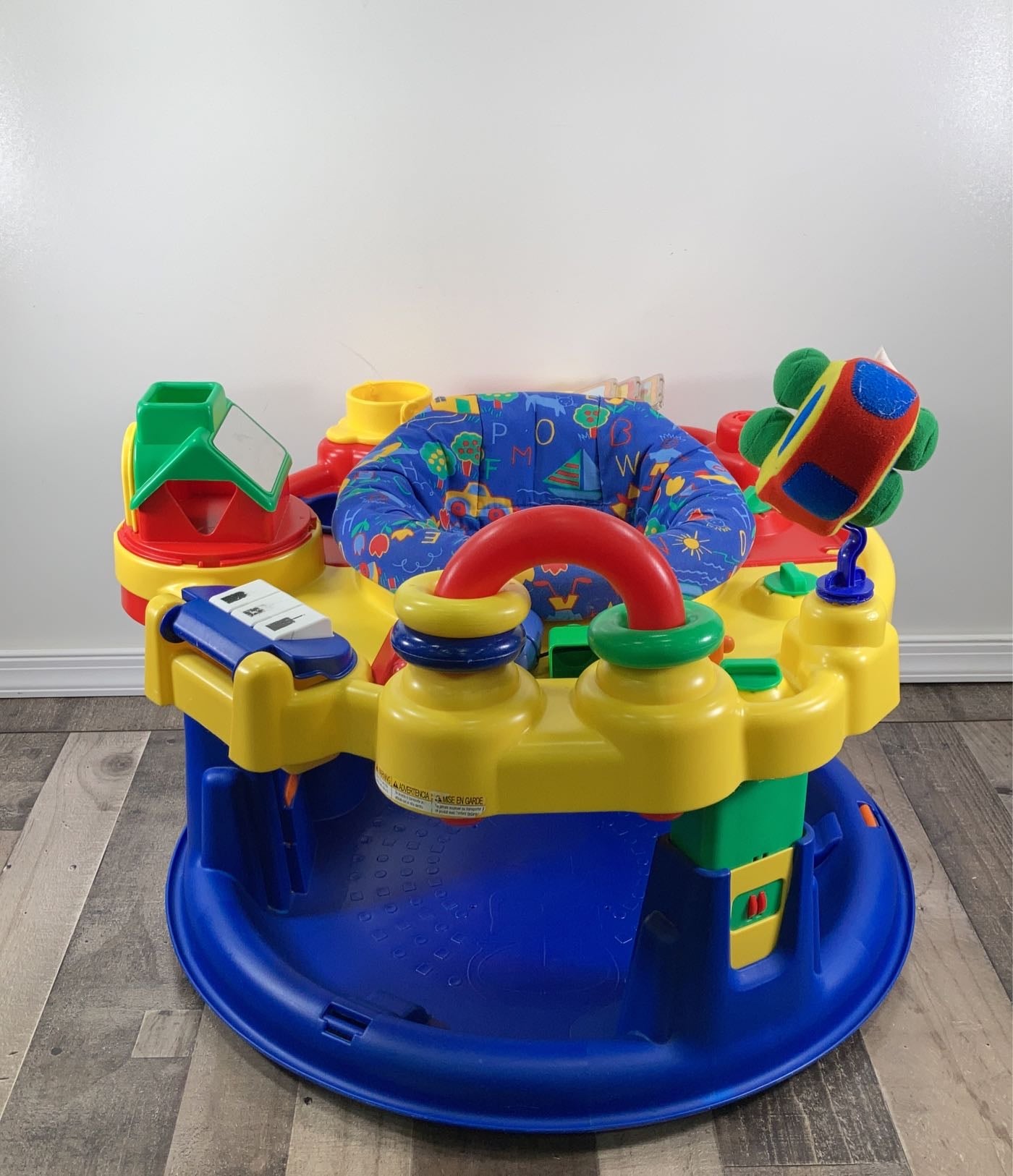 Graco entertainer store activity centre