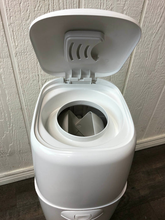 secondhand Playtex Diaper Genie Complete