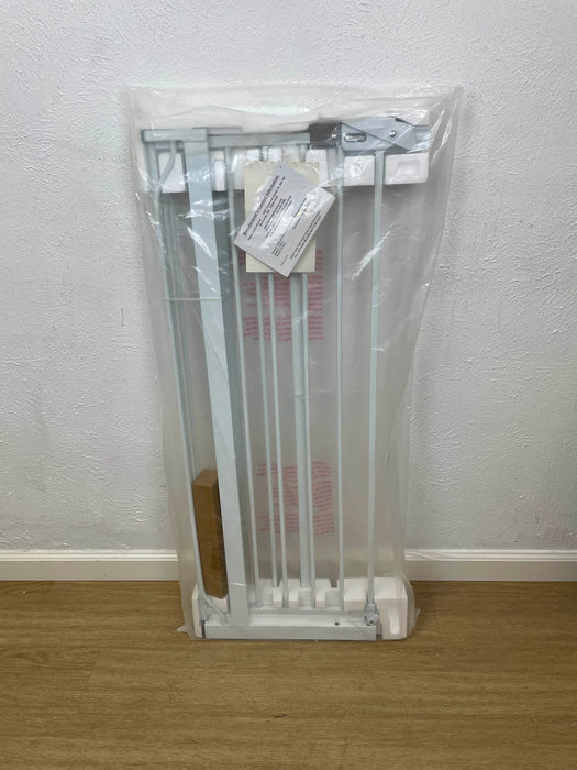 secondhand Regalo Easy Step Extra Tall Safety Gate