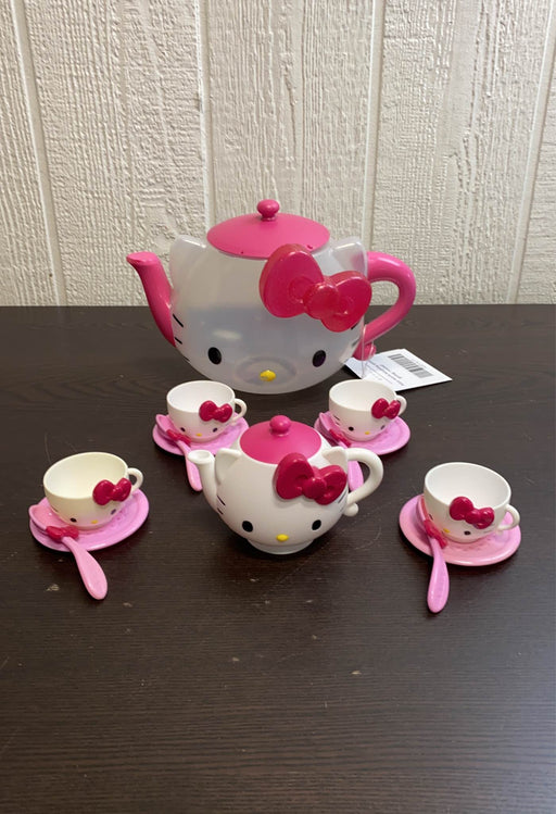 used Hello Kitty Tea Time Set