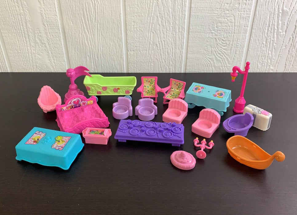 used BUNDLE Doll House Accessories