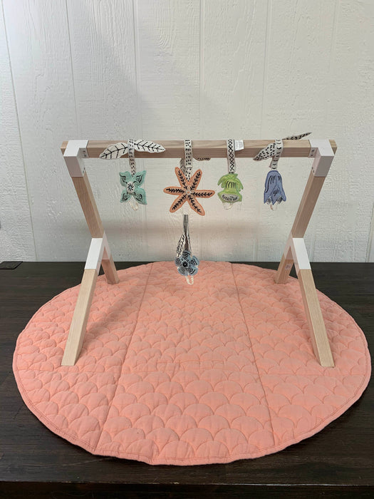 secondhand Crate & Kids Modern Baby Gym And Playmat