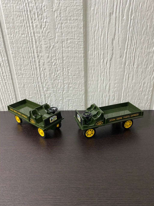 secondhand BUNDLE John Deere Toys