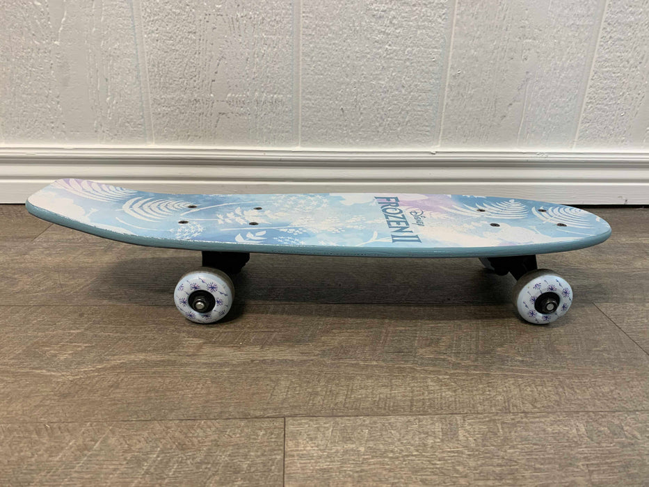 secondhand Disney Frozen 2 Kids 21" Complete Skateboard