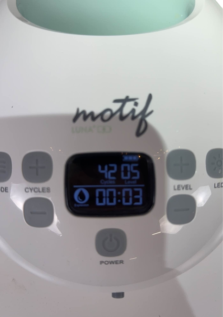 Motif Medical Luna Double Electric Breast Pump With Battery
