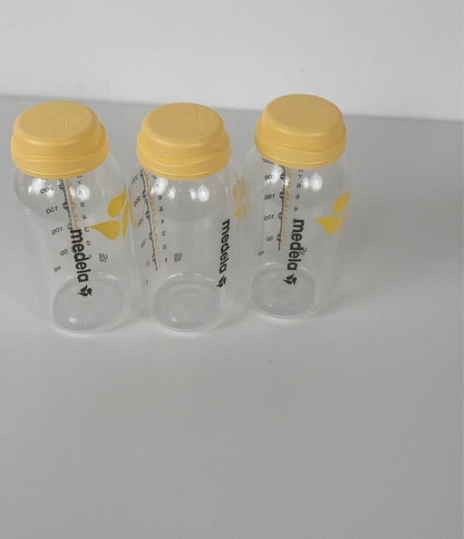 used BUNDLE Medela Bottles