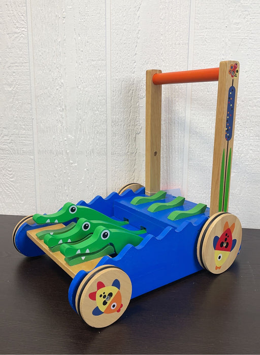 used Melissa & Doug Chomp and Clack Alligator Push Toy