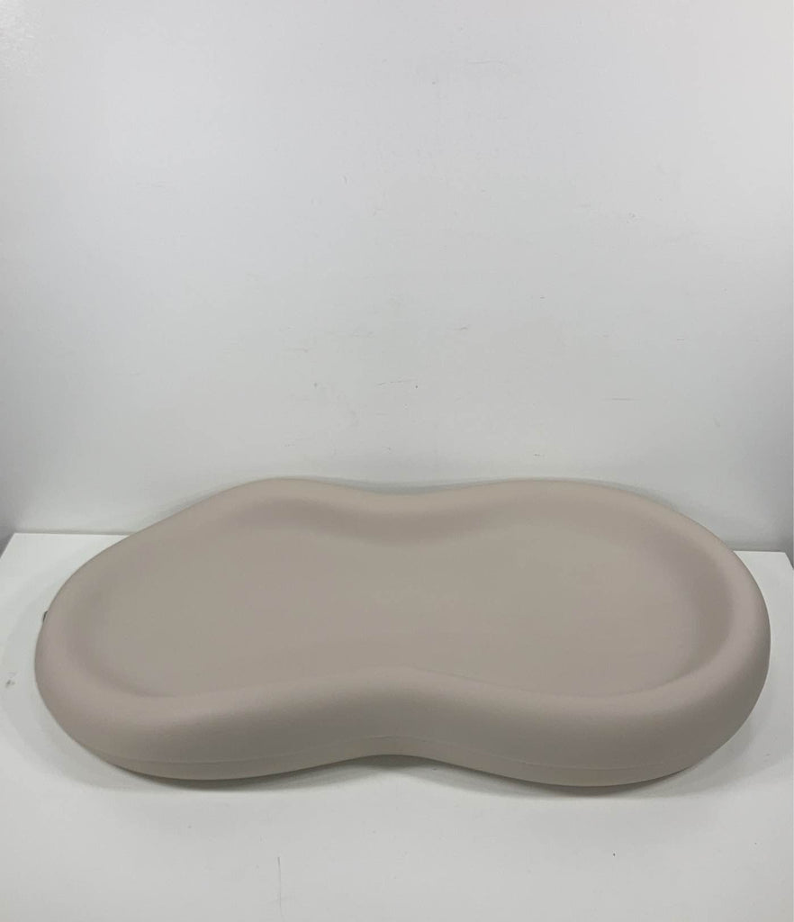 Keekaroo Peanut Changing Pad, Vanilla