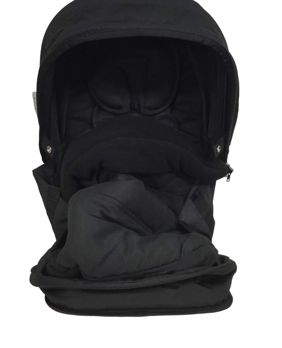 Shop Colugo, Compact Infant Kit, Black at GoodBuy Gear