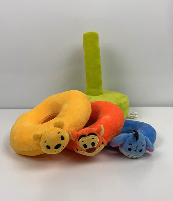 secondhand Hallmark Itty Bittys Winnie the Pooh Baby Plush Stacker