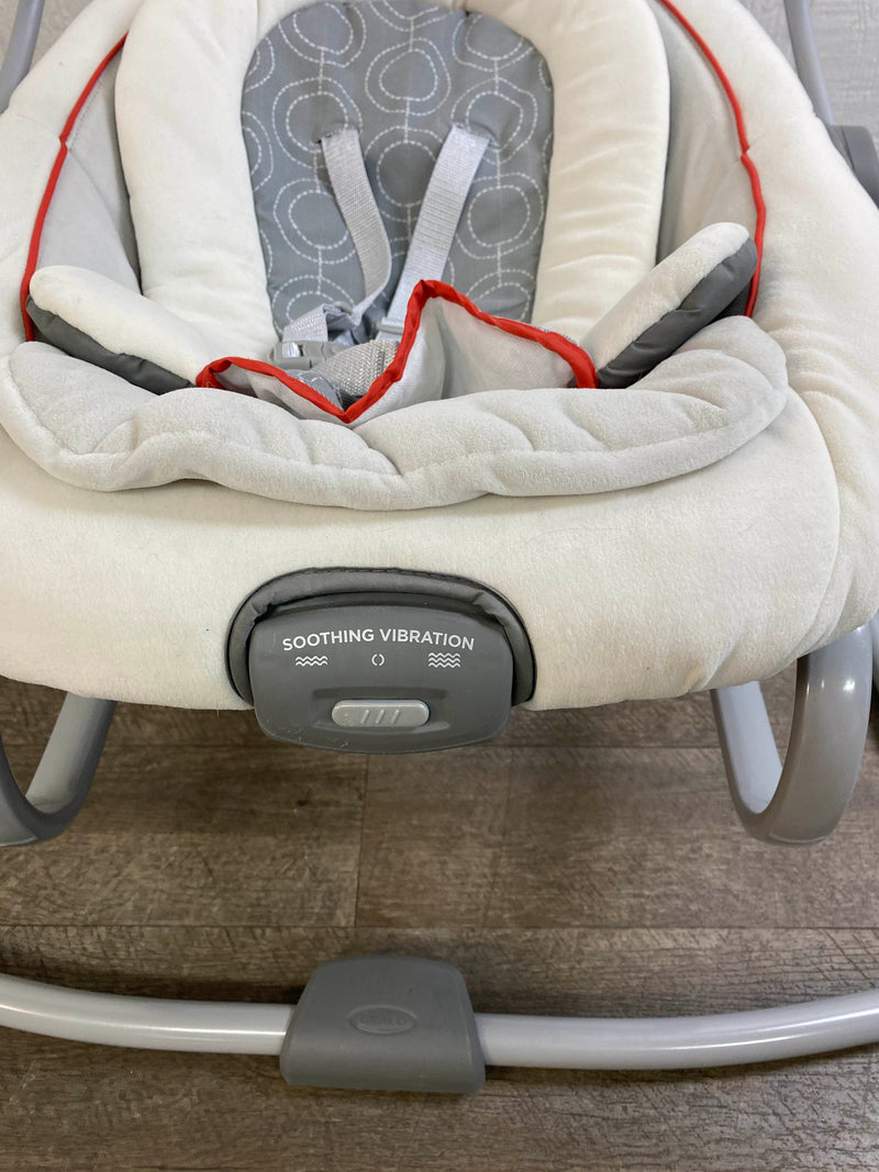 Graco DuetSoothe Swing & Rocker