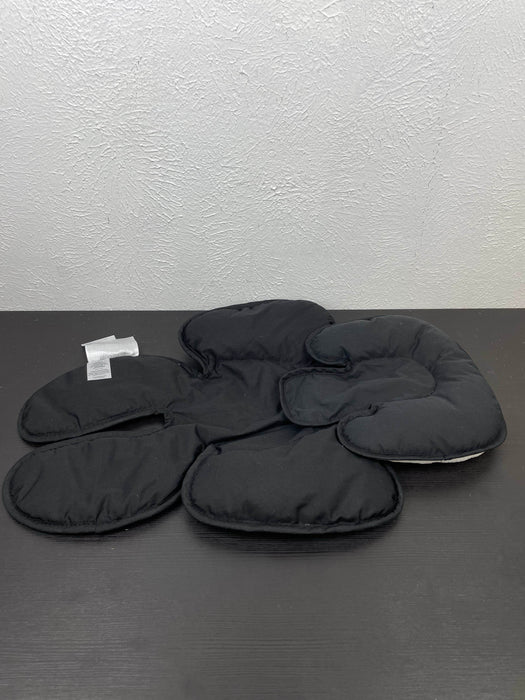 secondhand Summer Infant Snuzzler Head and Body Support