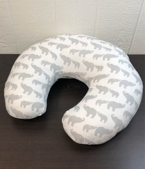 used The Peanutshell Nursing Pillow